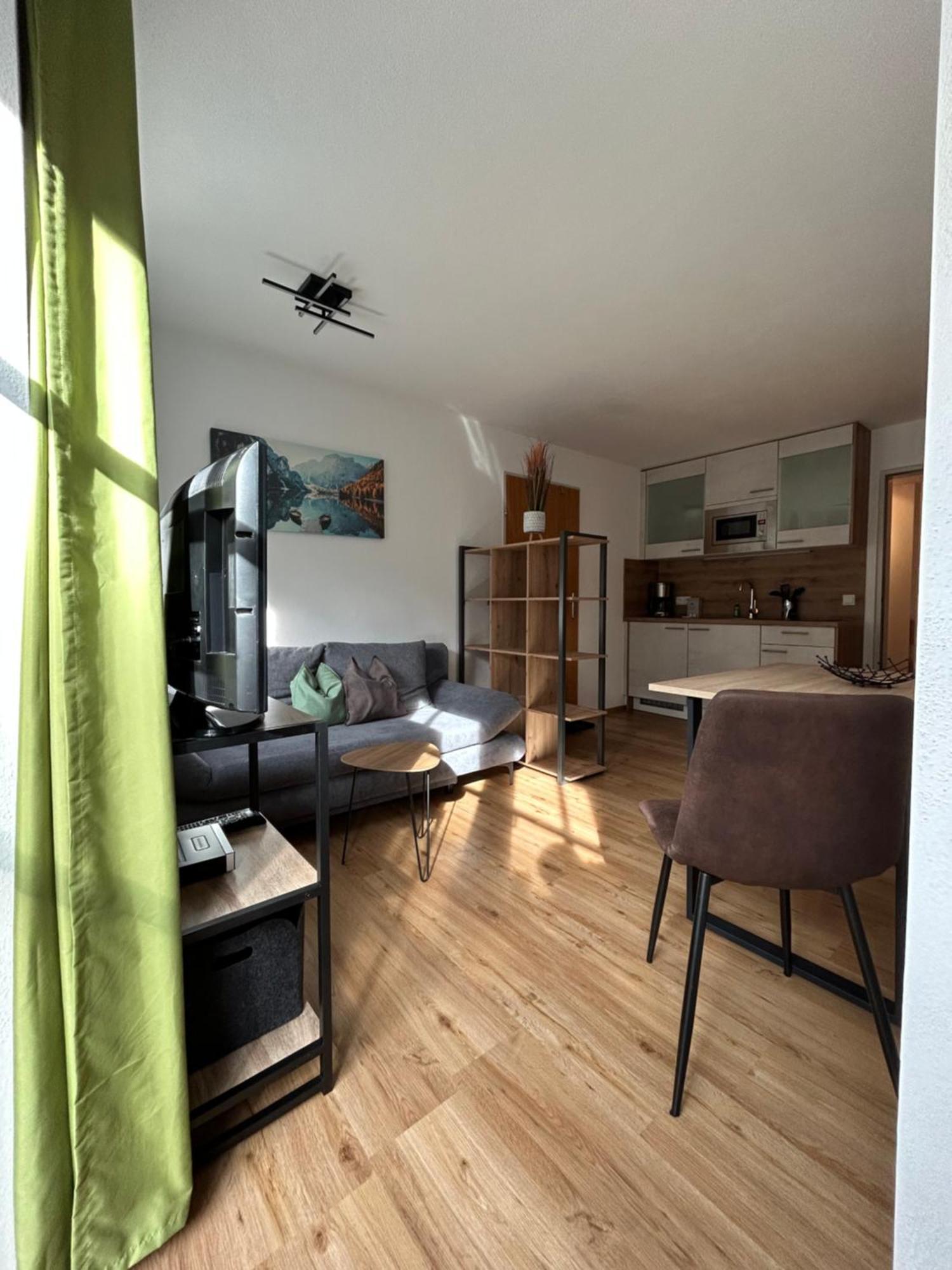Am Sonnenfels Apartment Lermoos Phòng bức ảnh